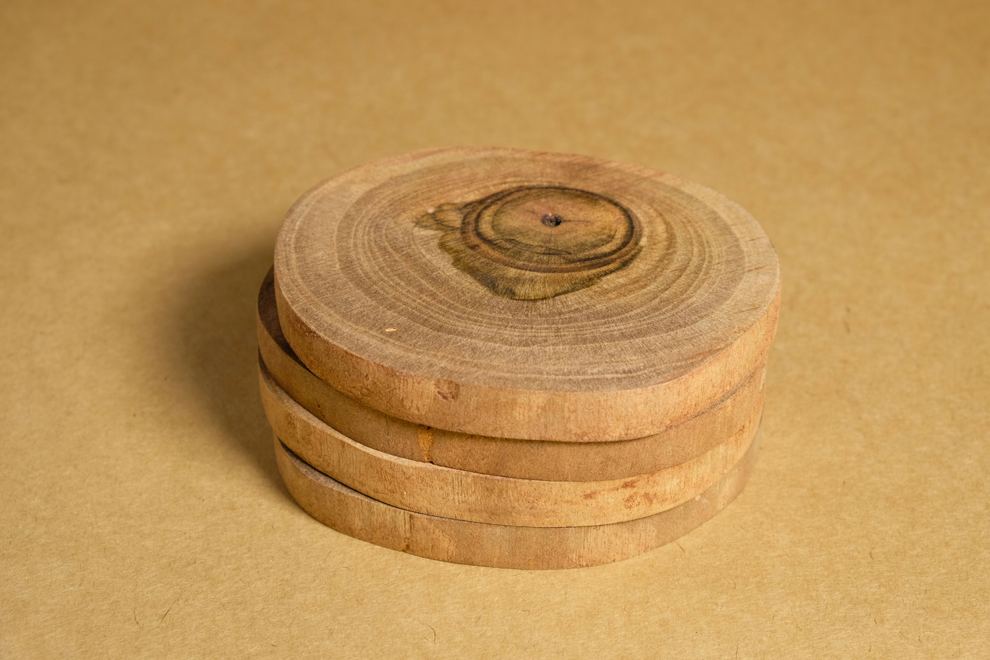 El İşçiliği Doğal Ceviz Bardak Altlığı Seti