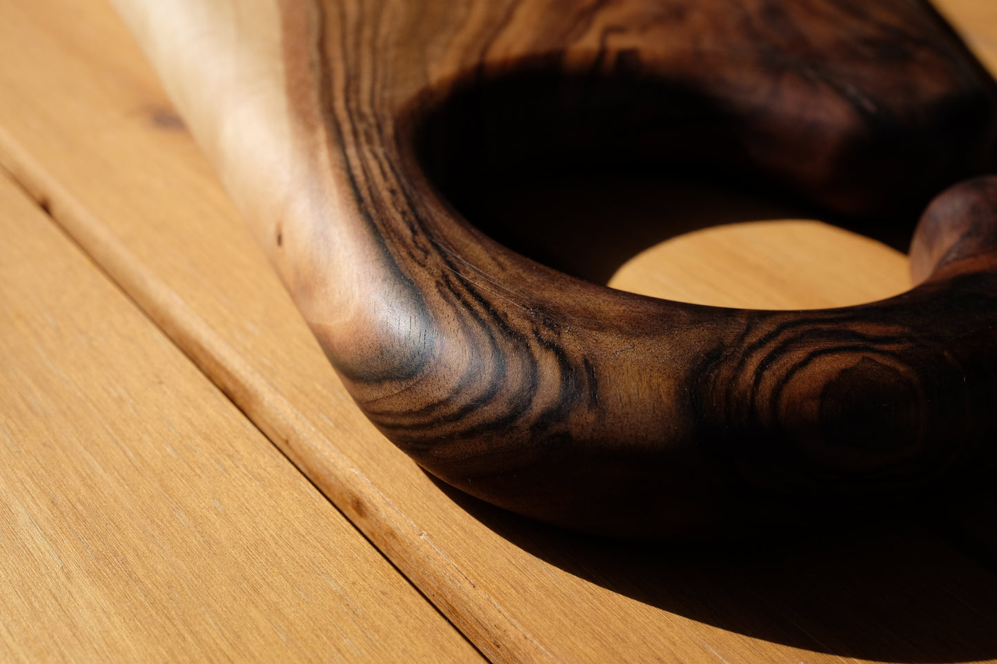 Ceviz kesme tahtası -  40x24x2.5cm - Tek parça masif ceviz