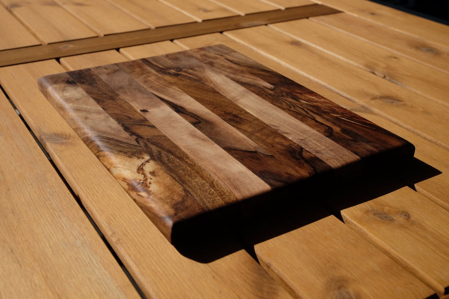 Ceviz kesme tahtası - 27x20x1.7cm - Masif ceviz