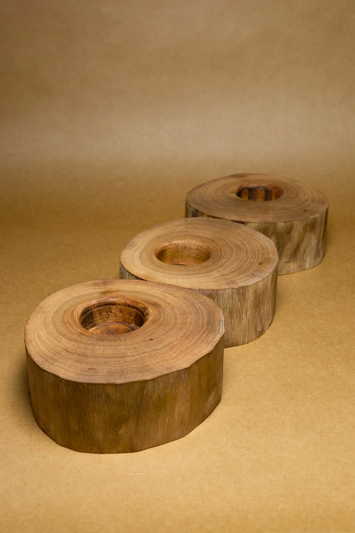 El İşçiliği Ceviz Tea Light Mumluk